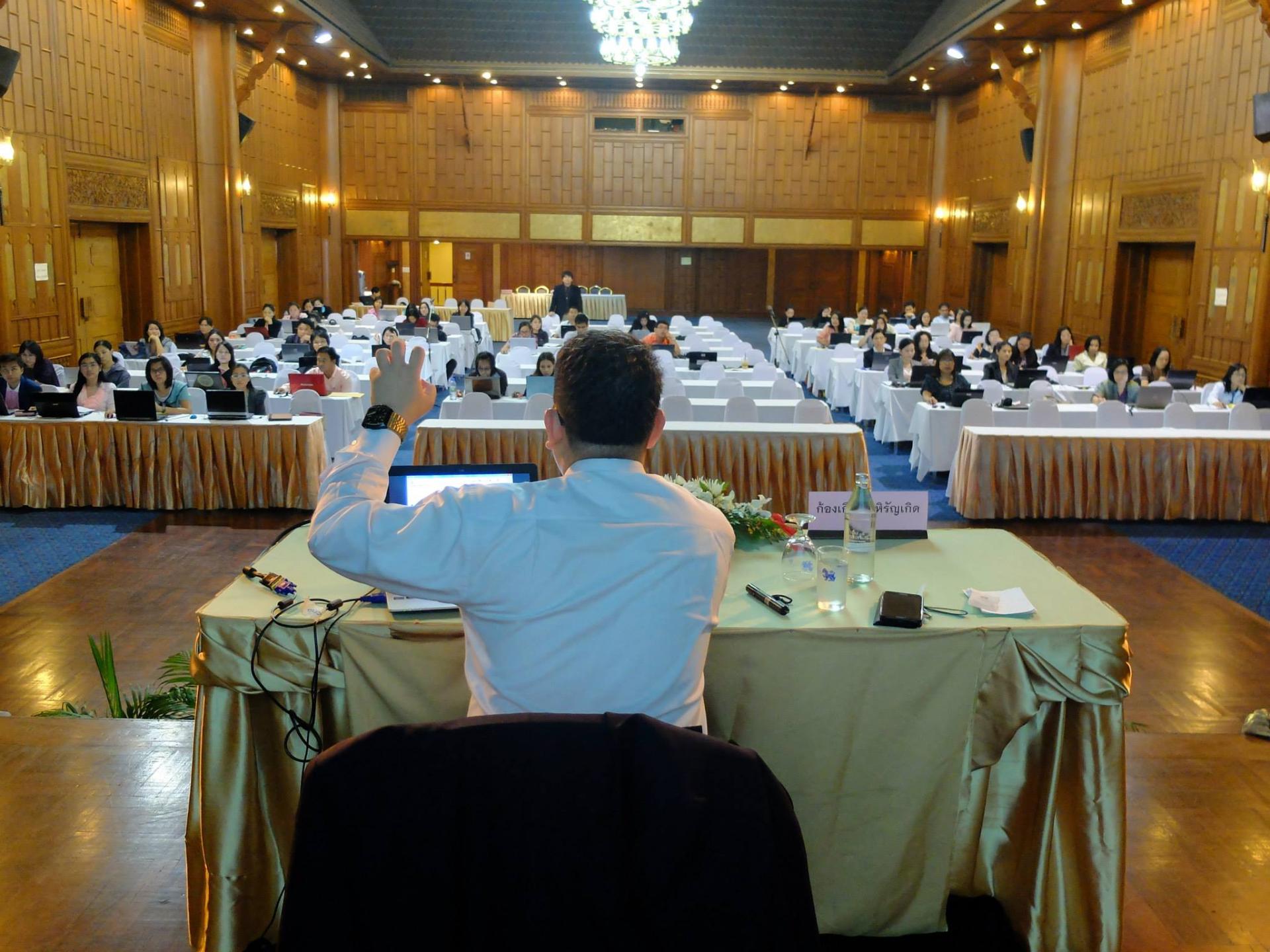 ภาพบรรยากาศการอบรมครูเคมีและฟิสิกส์ใช้งาน Yenka Simulation ครั้งที่ 2