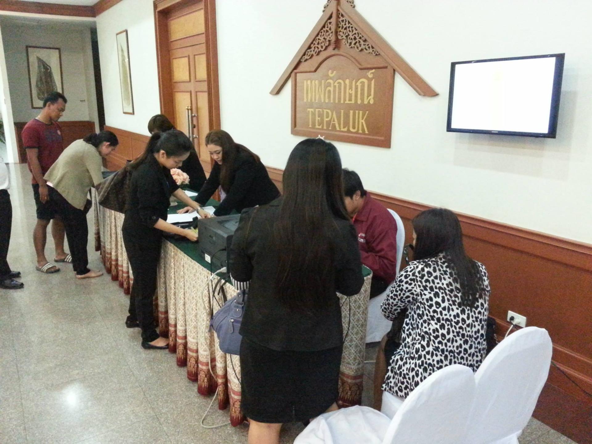 ภาพบรรยากาศการอบรมครูเคมีและฟิสิกส์ใช้งาน Yenka Simulation ครั้งที่ 56