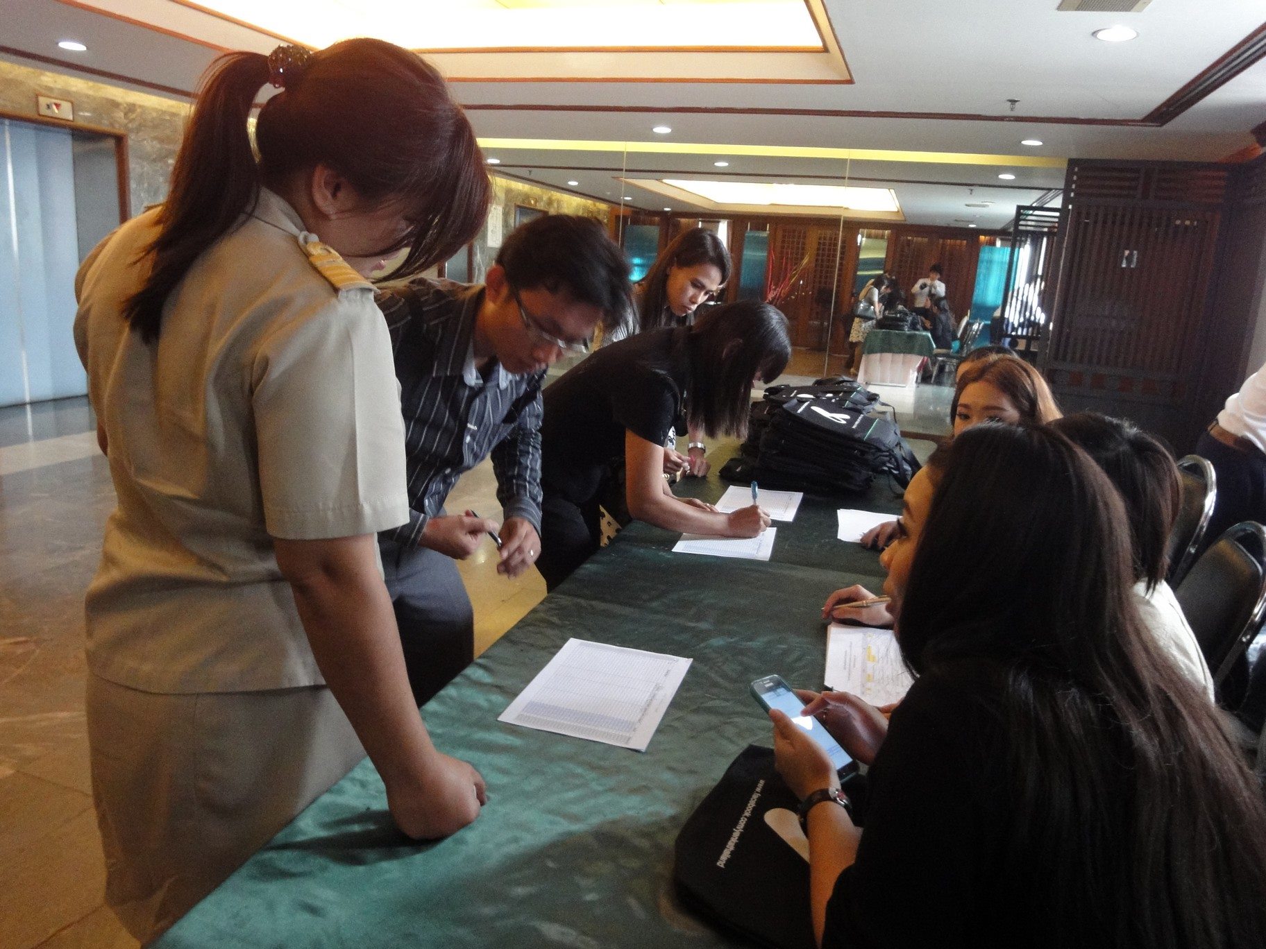 ภาพบรรยากาศการอบรมครูเคมีและฟิสิกส์ใช้งาน Yenka Simulation ครั้งที่ 21